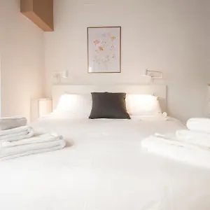 Easy Explore - Ambrogiohost Appartamento Bologna